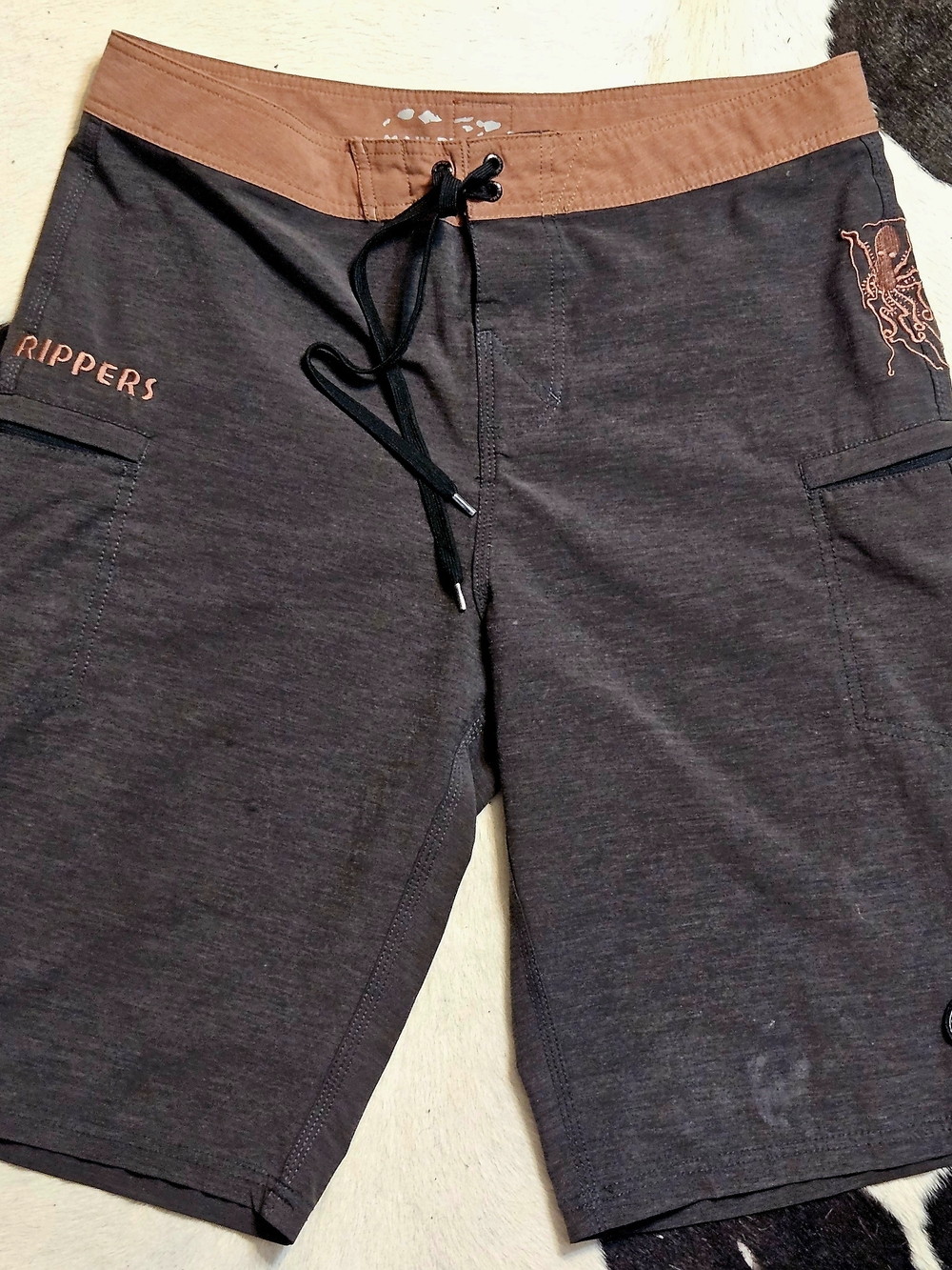 Maui Rippers Men's Athletic Board Shorts in Charcoal Sz 34